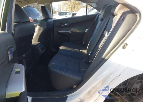 2014 Toyota Camry Se z USA, uszkodzony, nr VIN 4T1BF1FK9EU790853